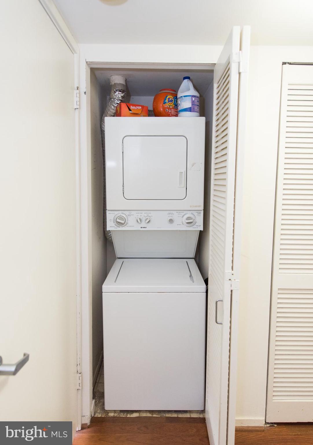 1951 SAGEWOOD LANE 305