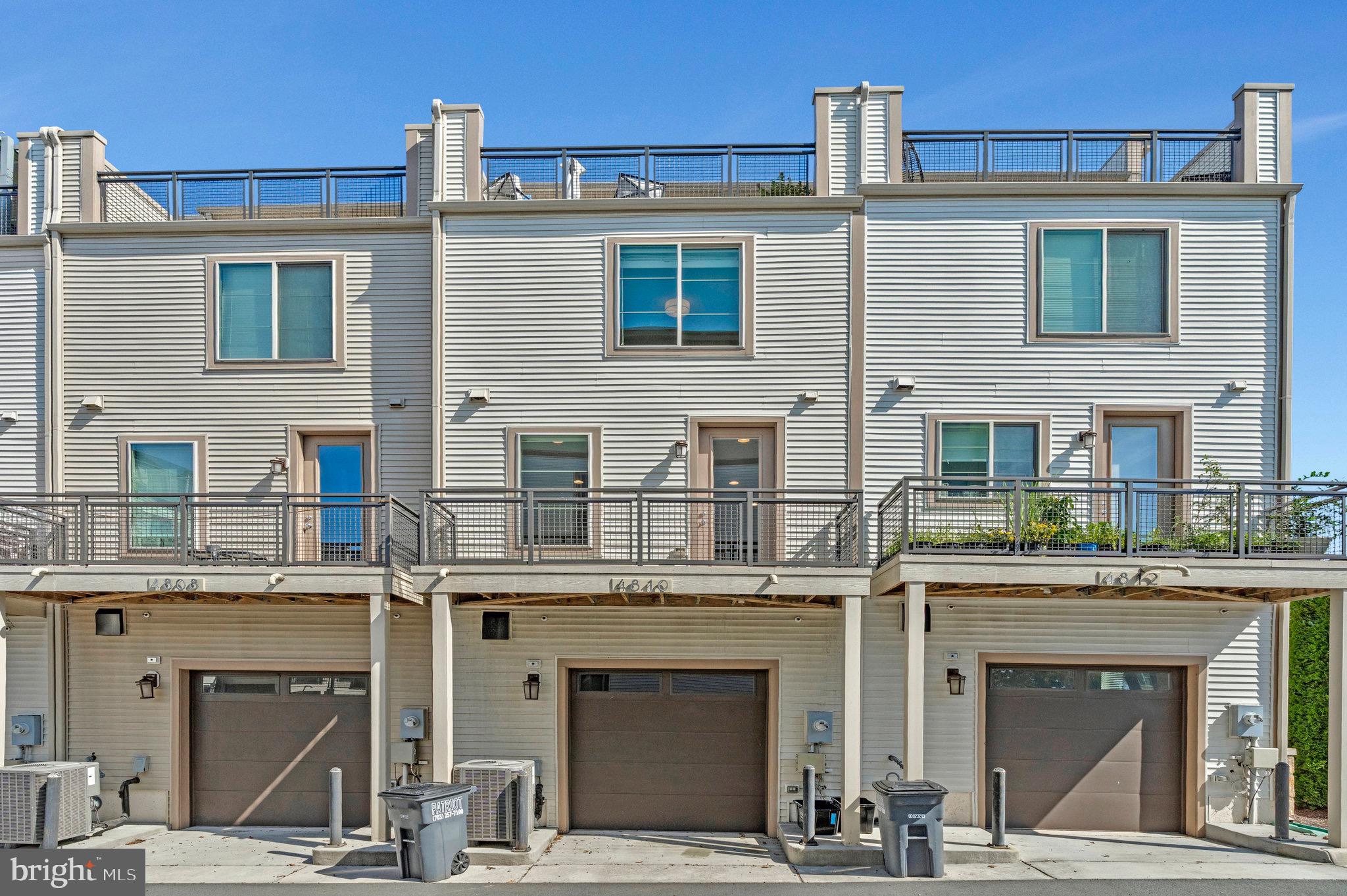 4810 GARDEN VIEW LANE