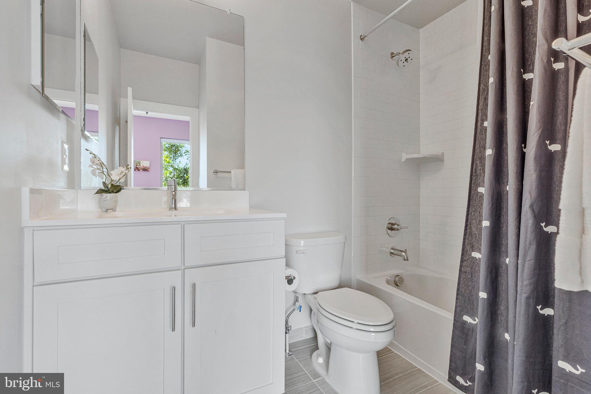 4810 GARDEN VIEW LANE