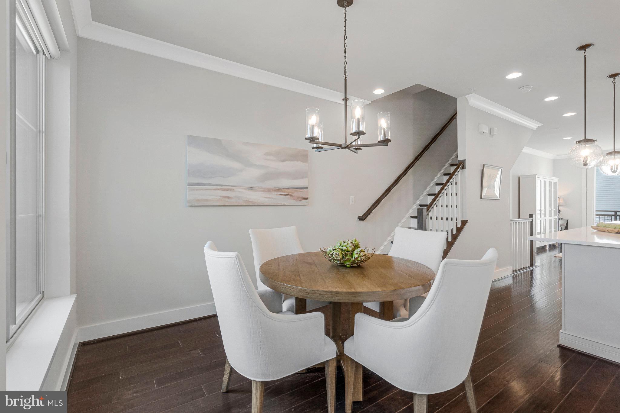 4810 GARDEN VIEW LANE