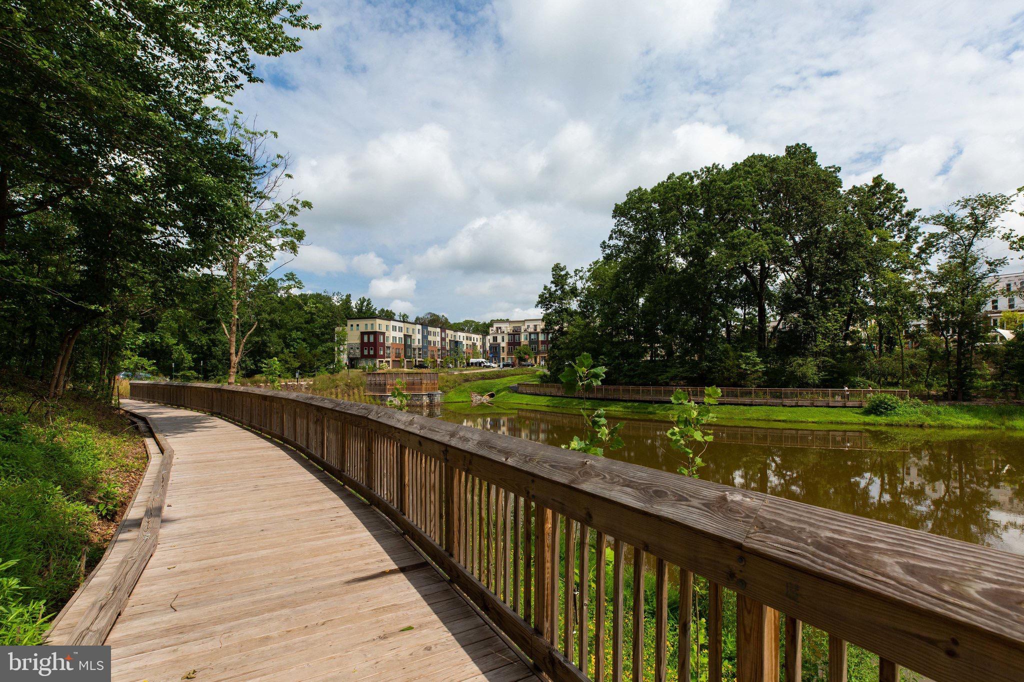 4810 GARDEN VIEW LANE