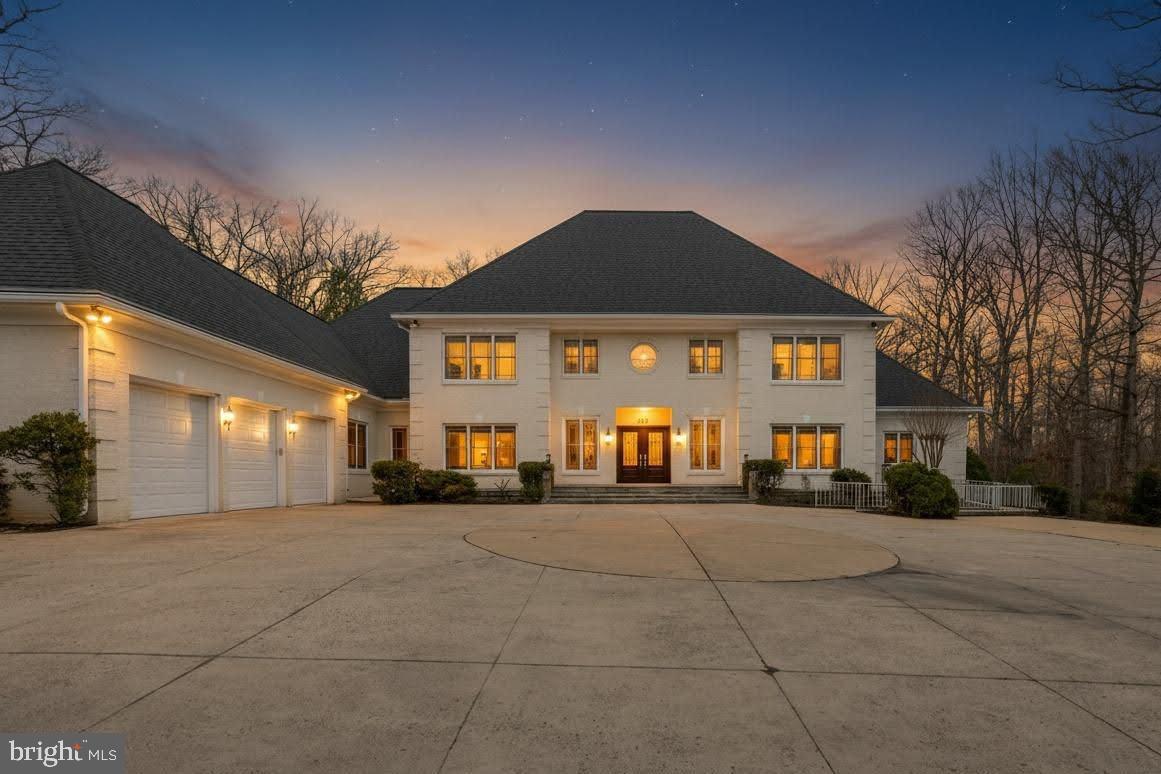 3911 PROSPERITY AVENUE