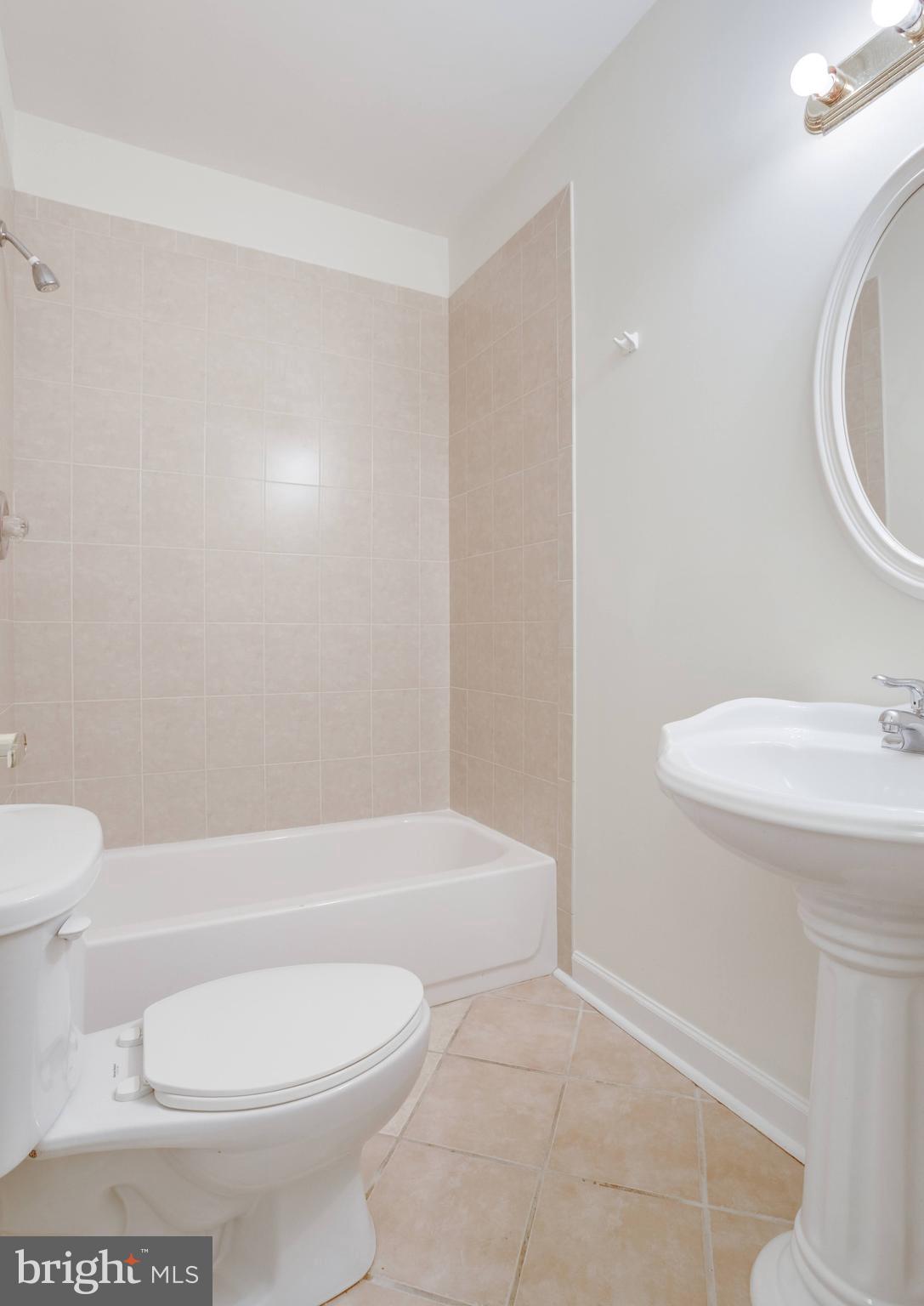 3911 PROSPERITY AVENUE