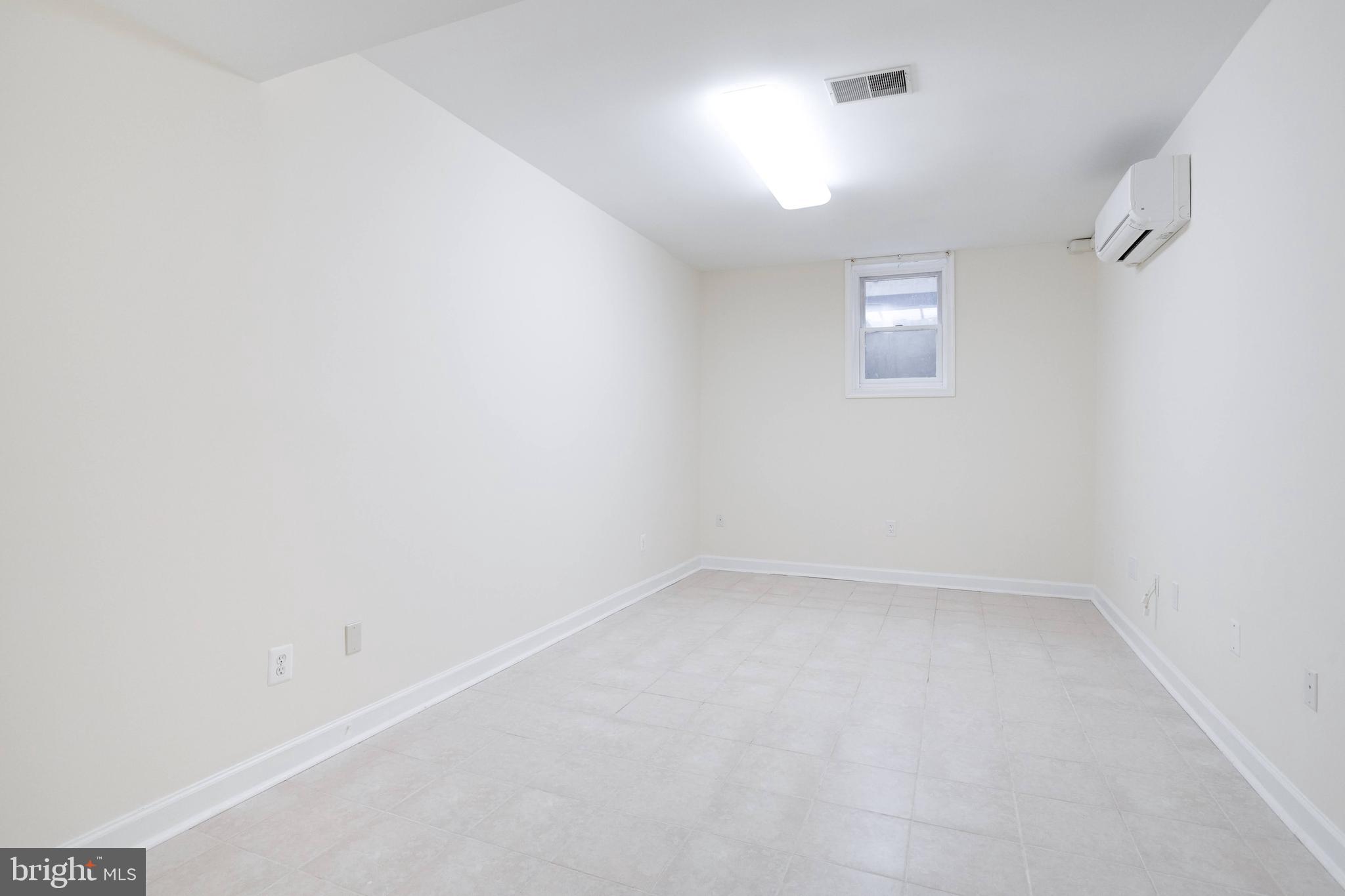 3911 PROSPERITY AVENUE