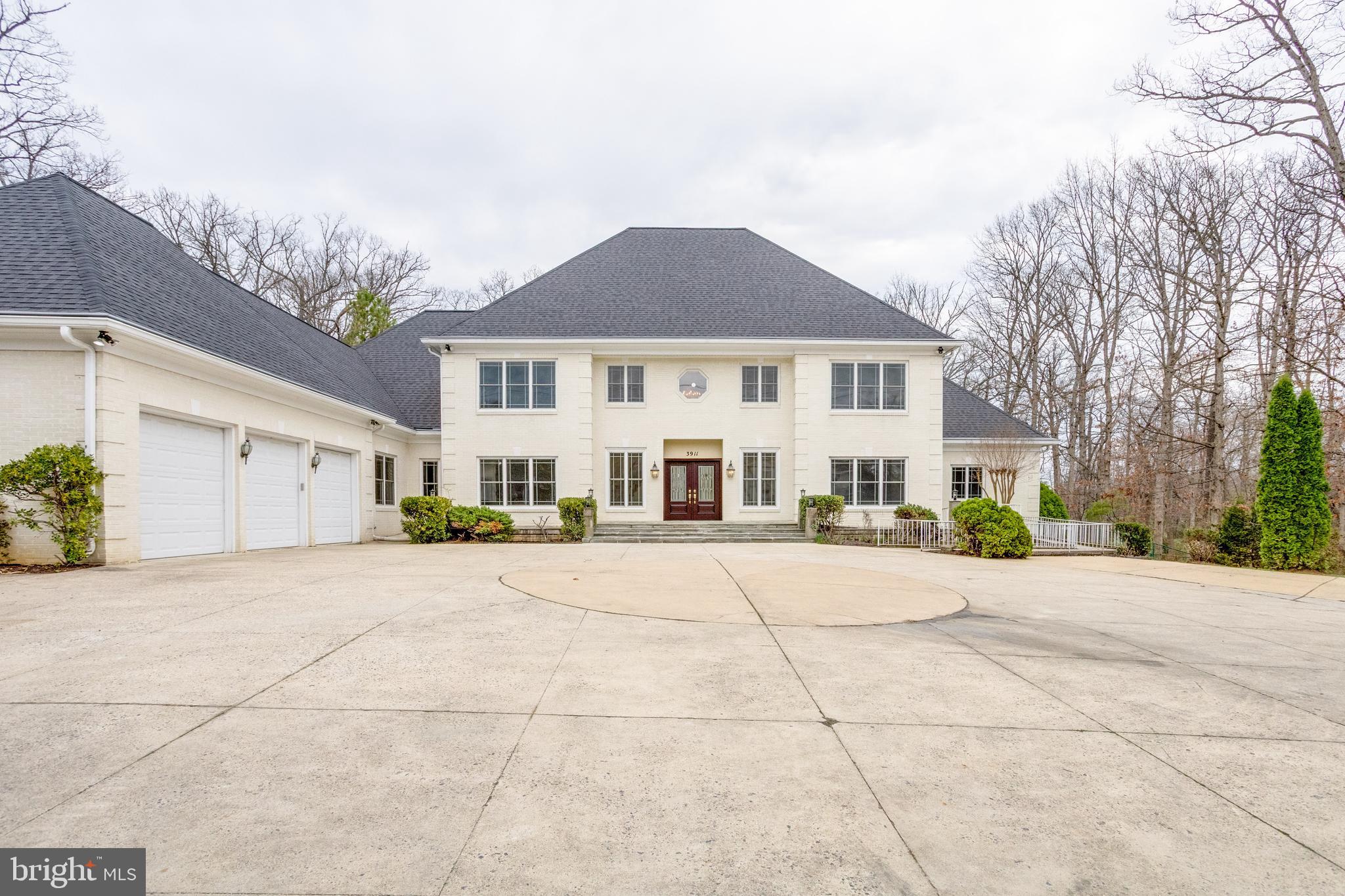 3911 PROSPERITY AVENUE