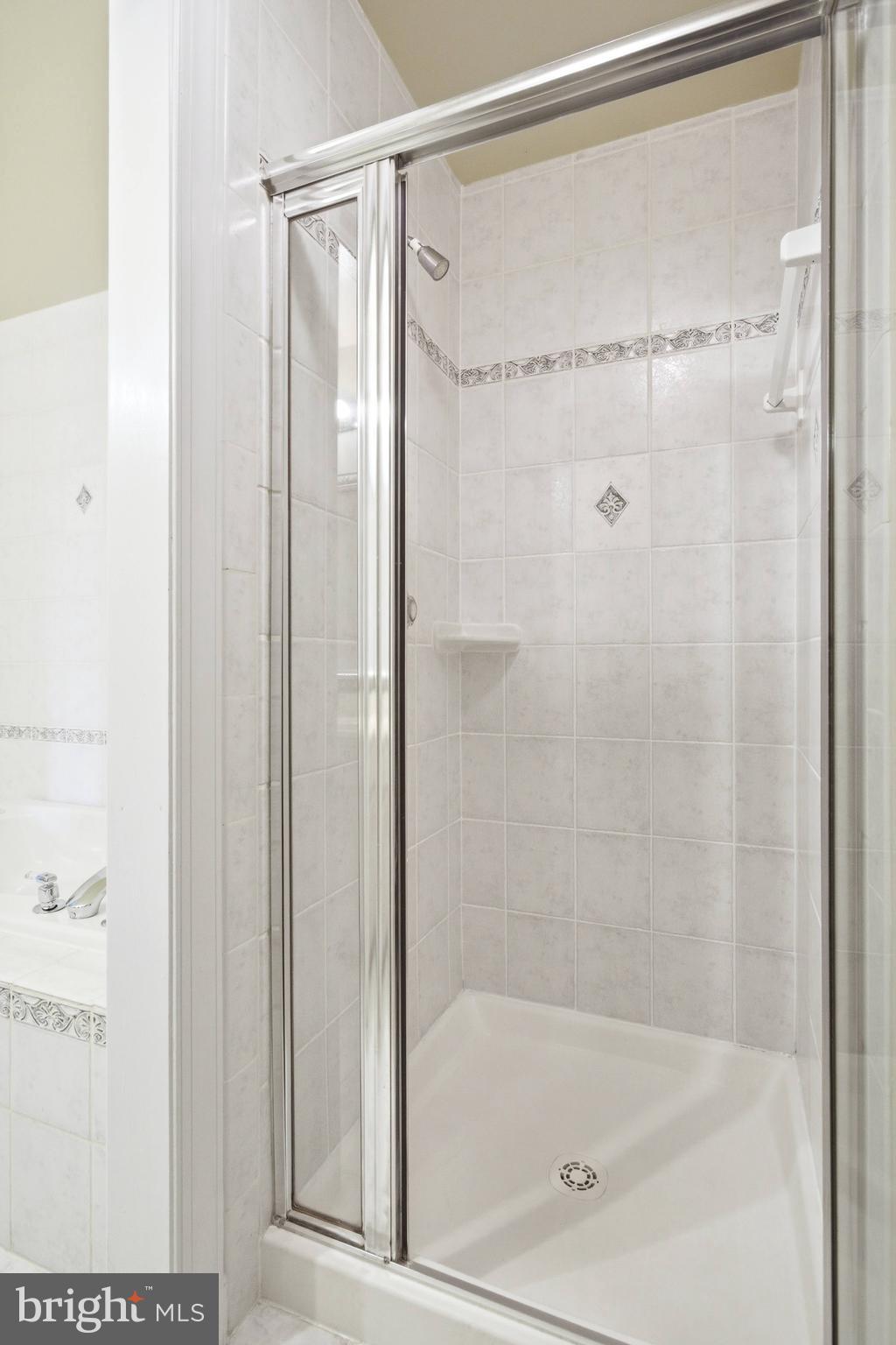 3911 PROSPERITY AVENUE