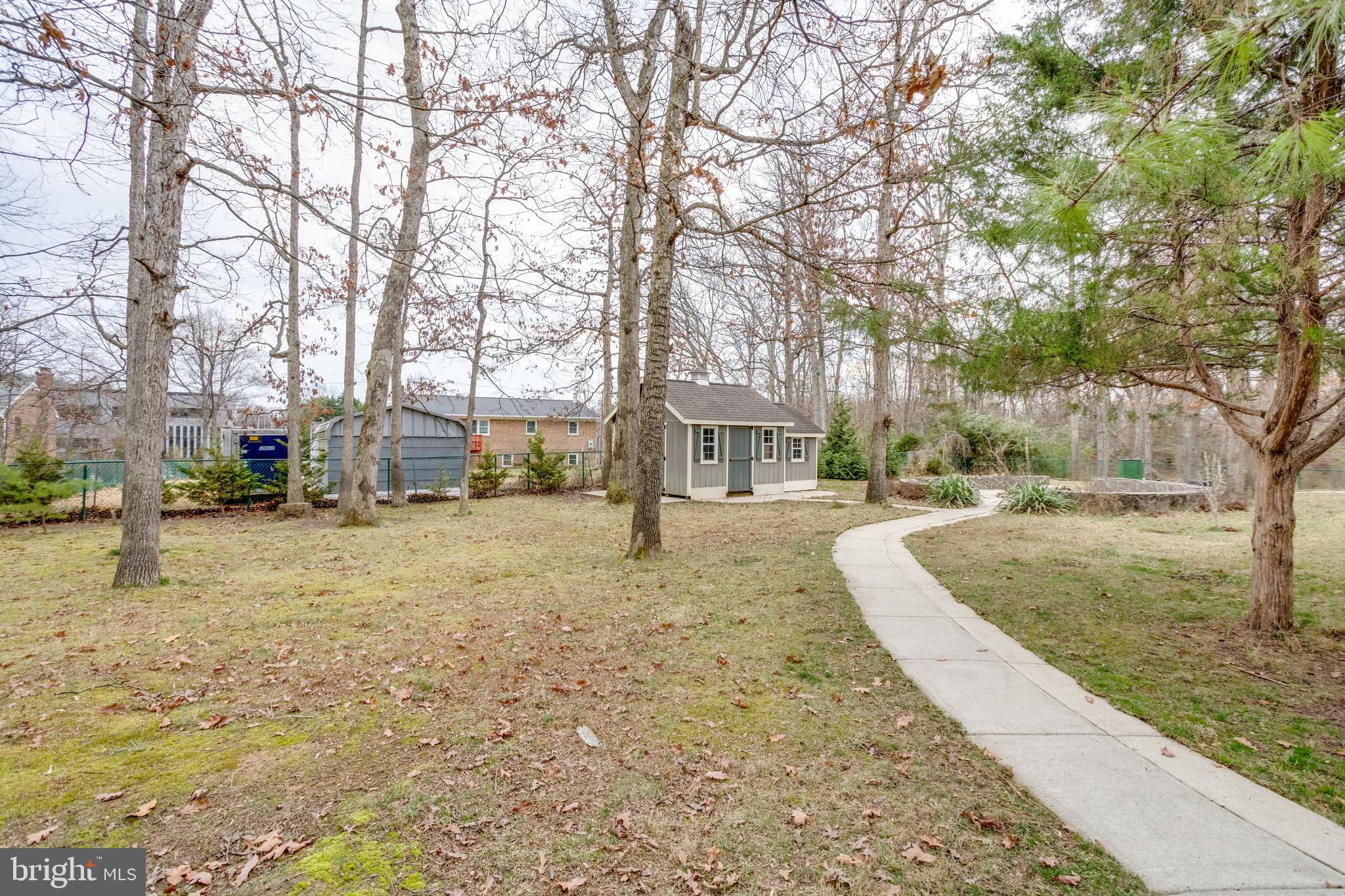 3911 PROSPERITY AVENUE