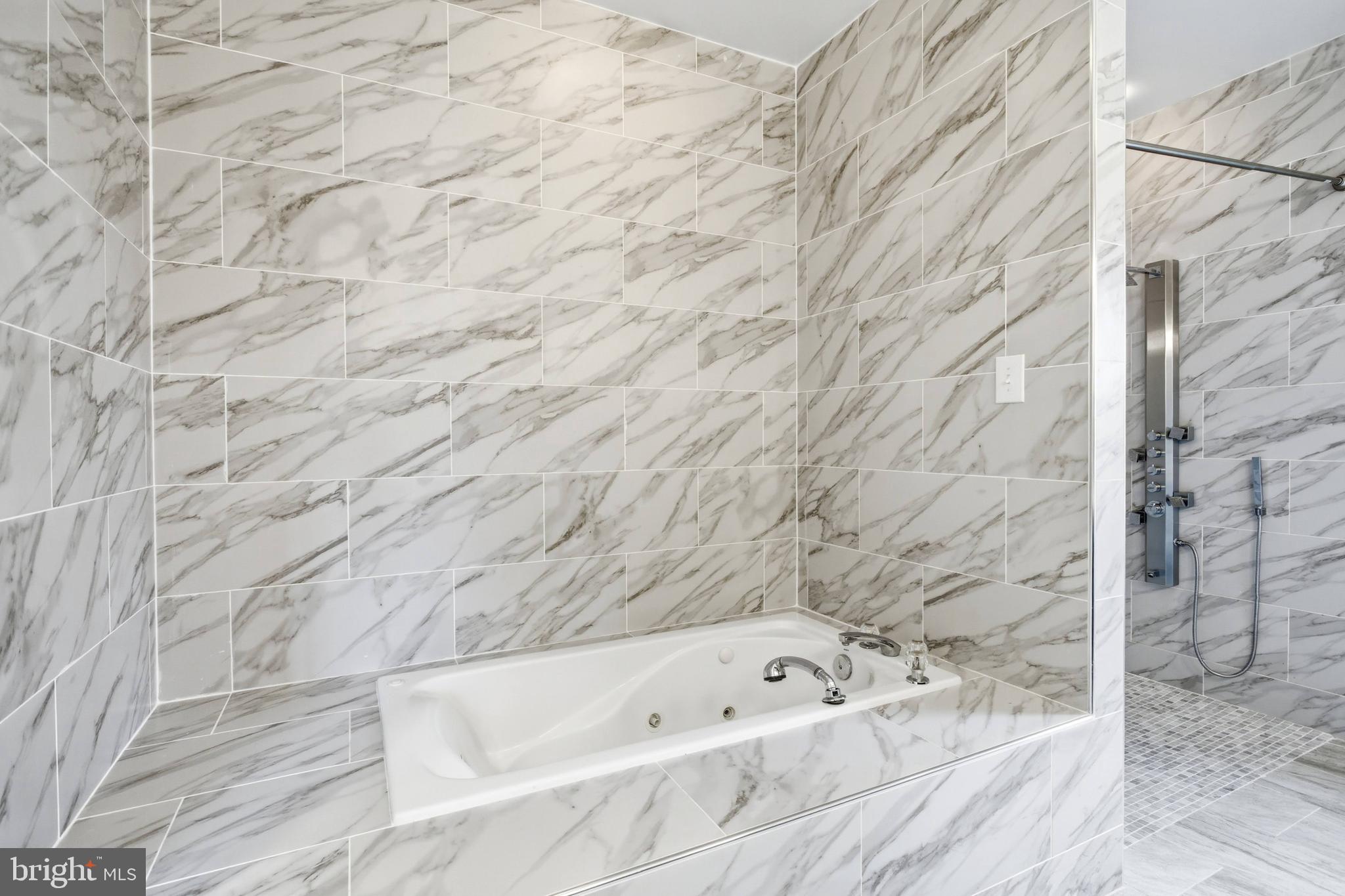 3911 PROSPERITY AVENUE