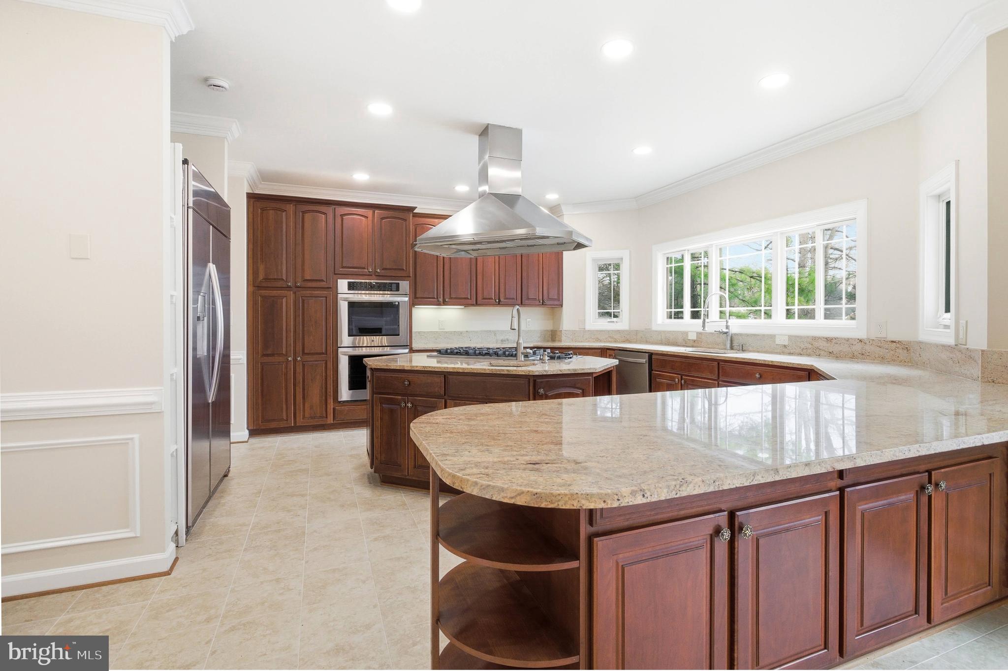 3911 PROSPERITY AVENUE