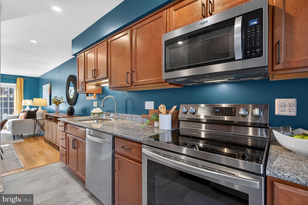 7207 EVANSTON ROAD