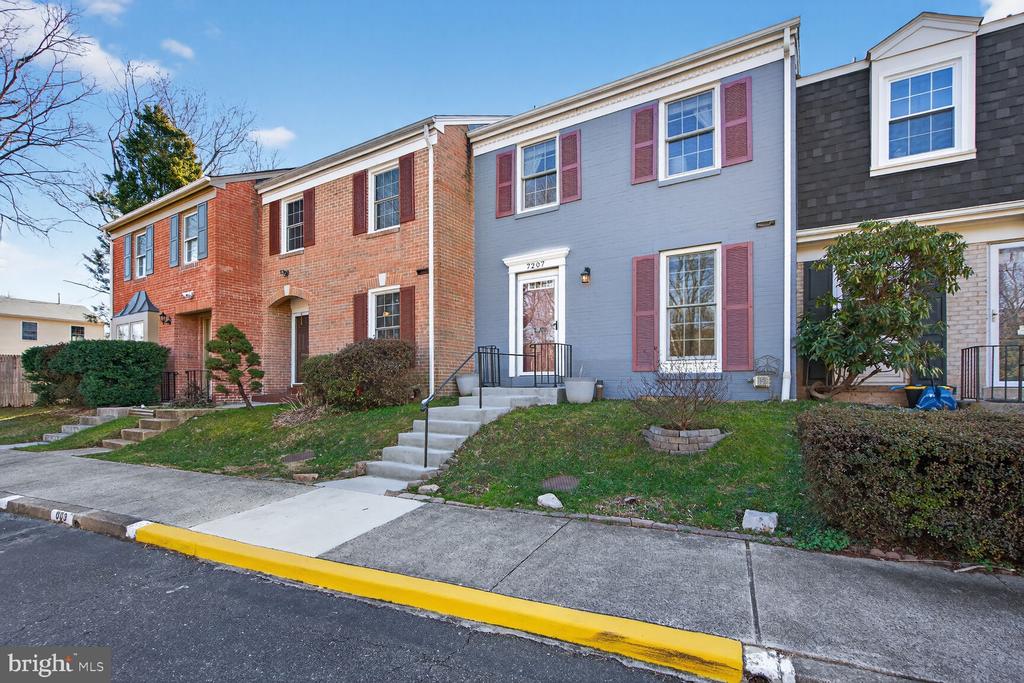 7207 EVANSTON ROAD