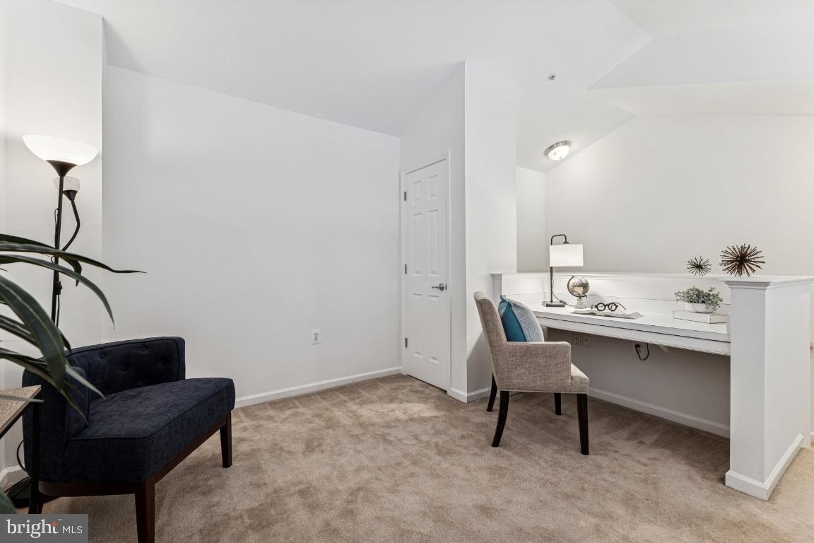 3810 LIGHTFOOT STREET 404