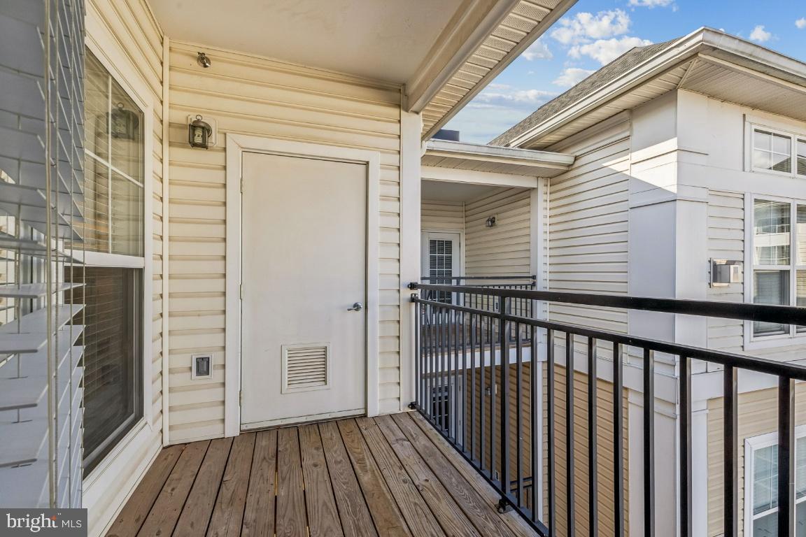 3810 LIGHTFOOT STREET 404