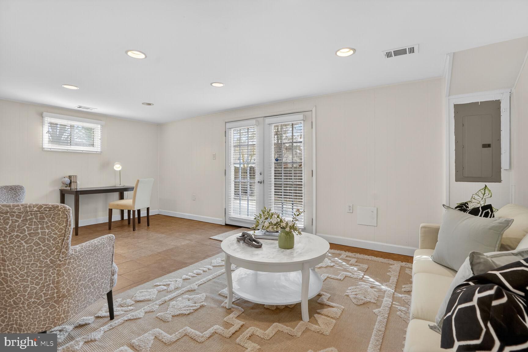 6015 TICONDEROGA COURT