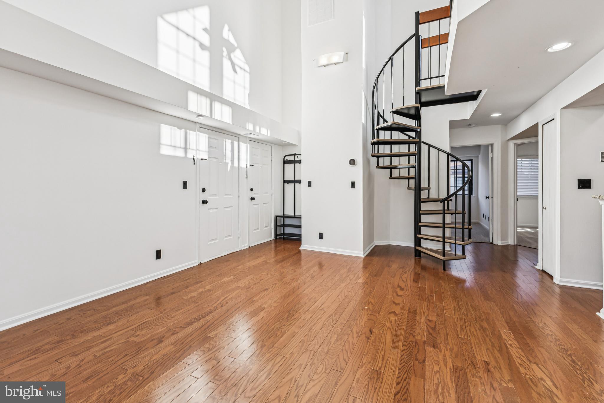 6006 CURTIER DRIVE F F