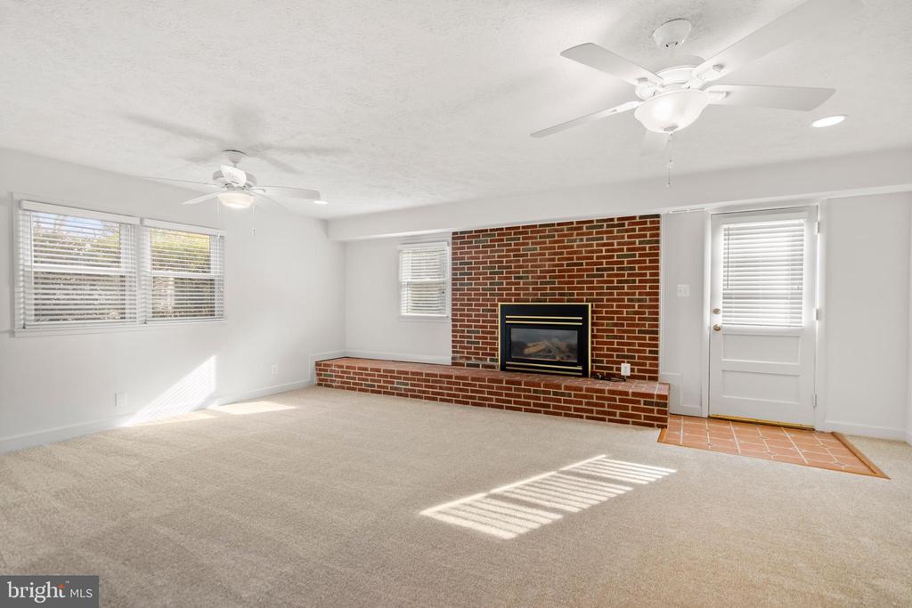 1726 BALDWIN DRIVE