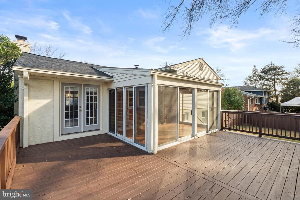 1726 BALDWIN DRIVE