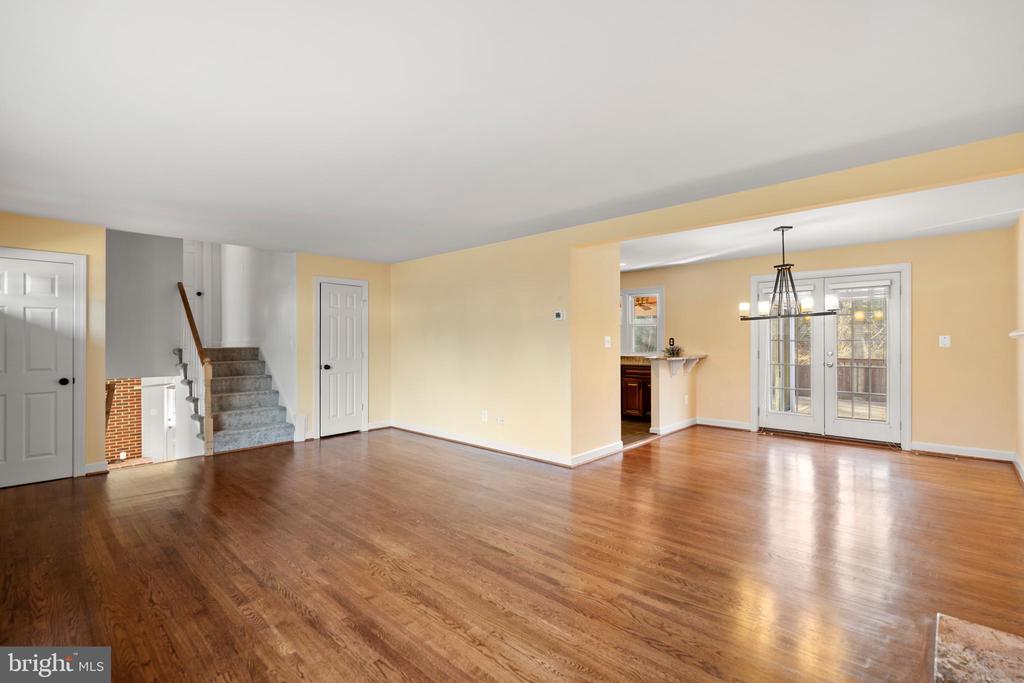 1726 BALDWIN DRIVE