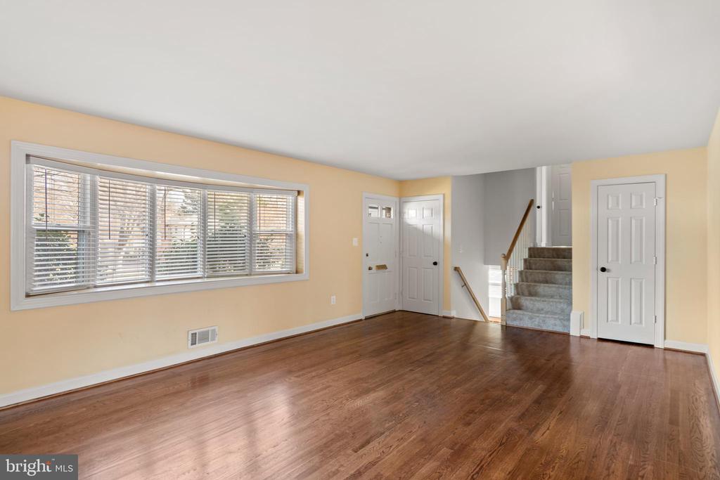 1726 BALDWIN DRIVE