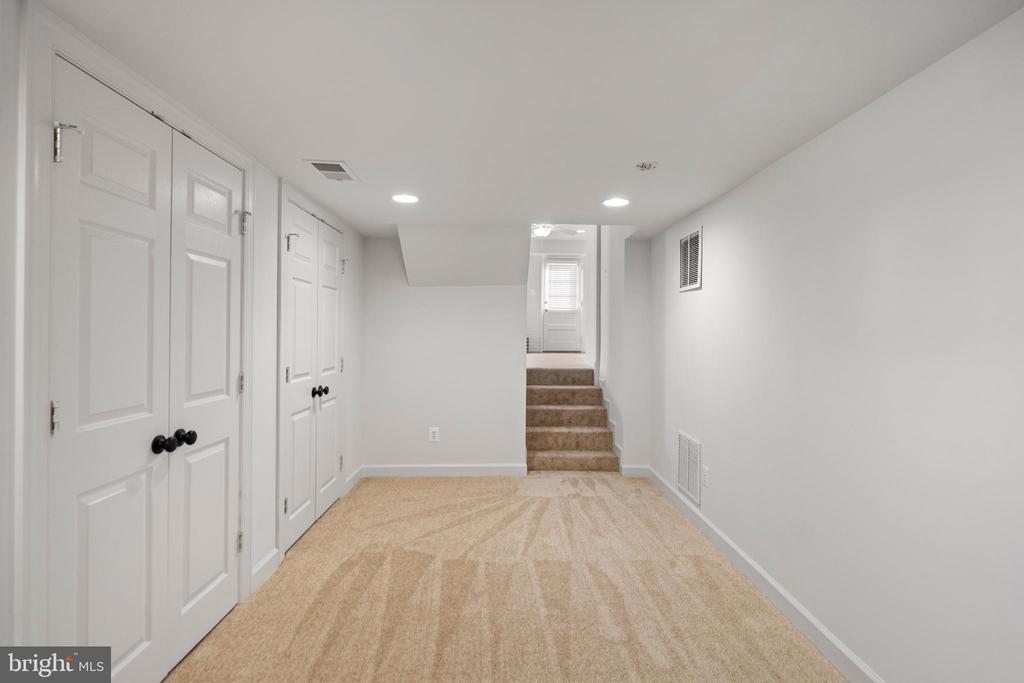 1726 BALDWIN DRIVE
