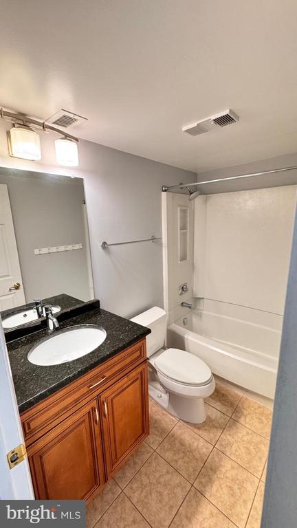 5817 COVE LANDING ROAD 301
