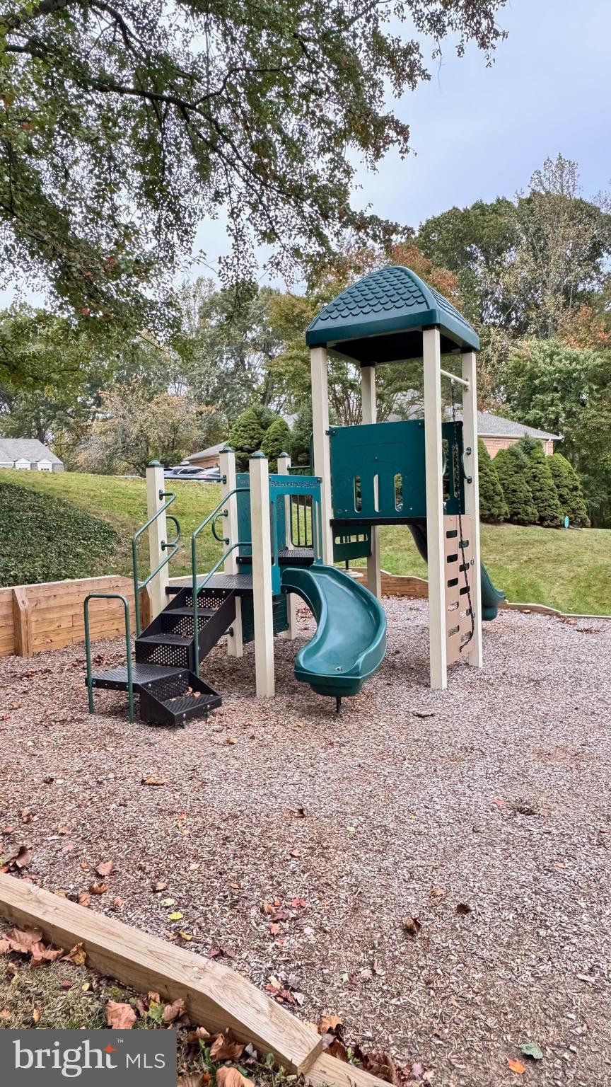 5817 COVE LANDING ROAD 301