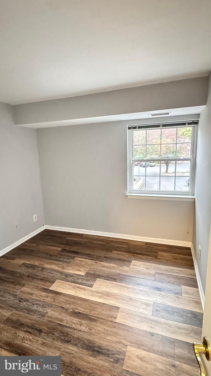 5817 COVE LANDING ROAD 301