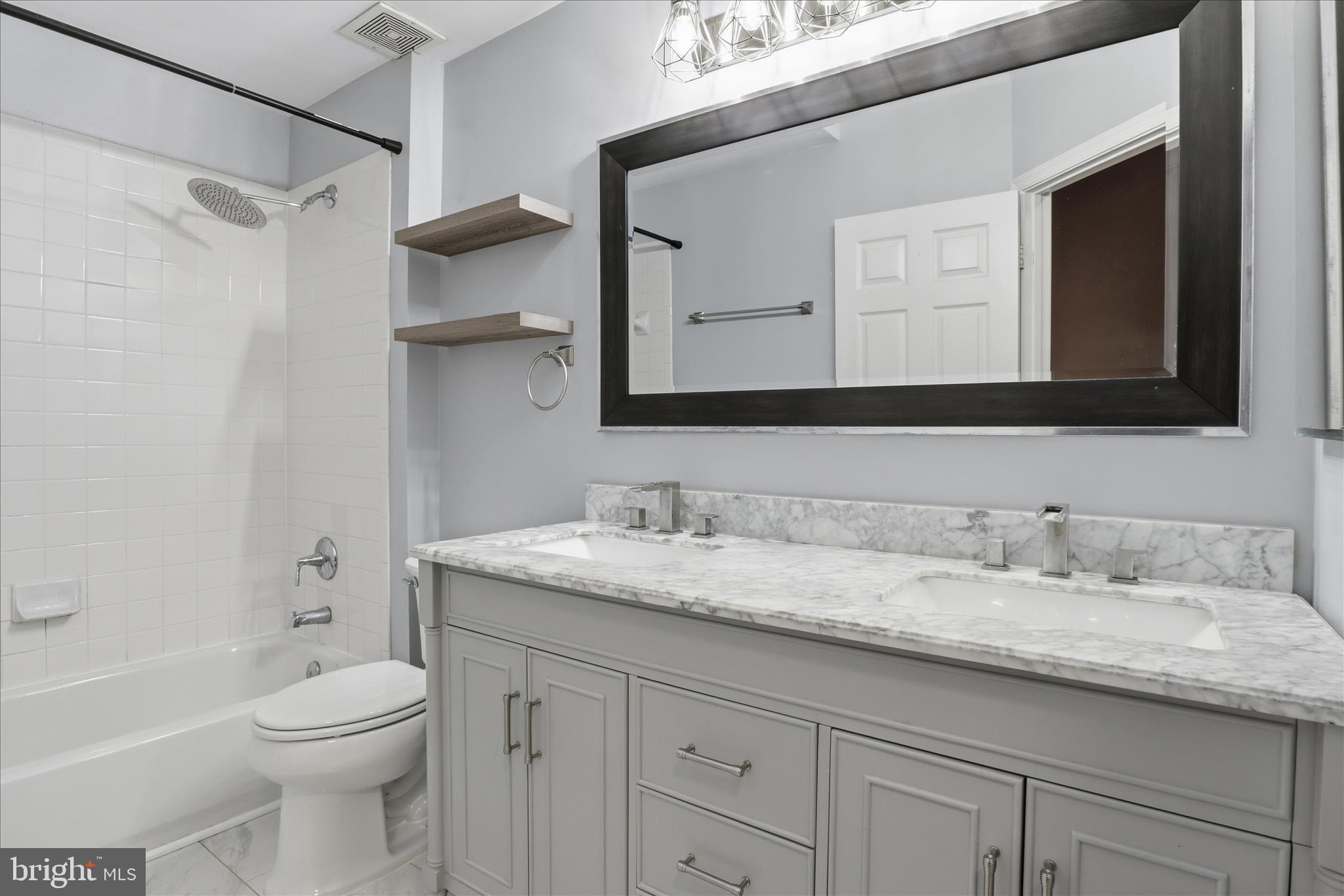 12905 ALTON SQUARE 302