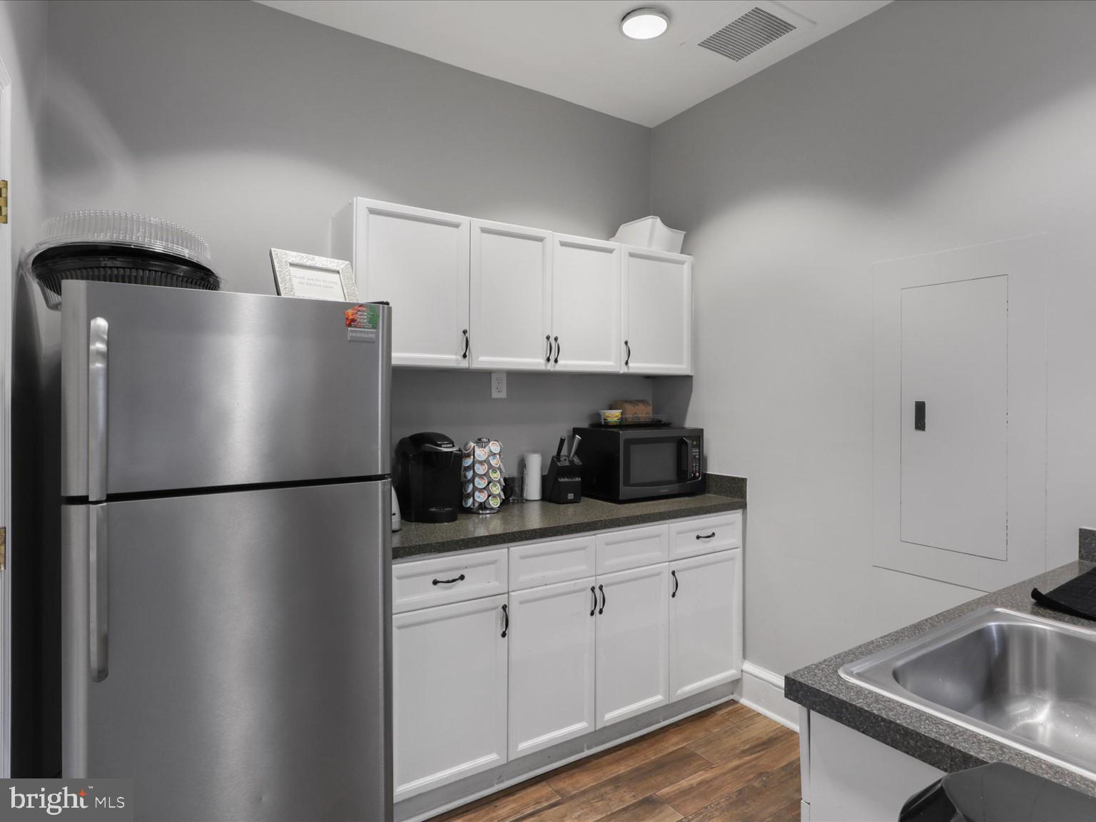 12905 ALTON SQUARE 302