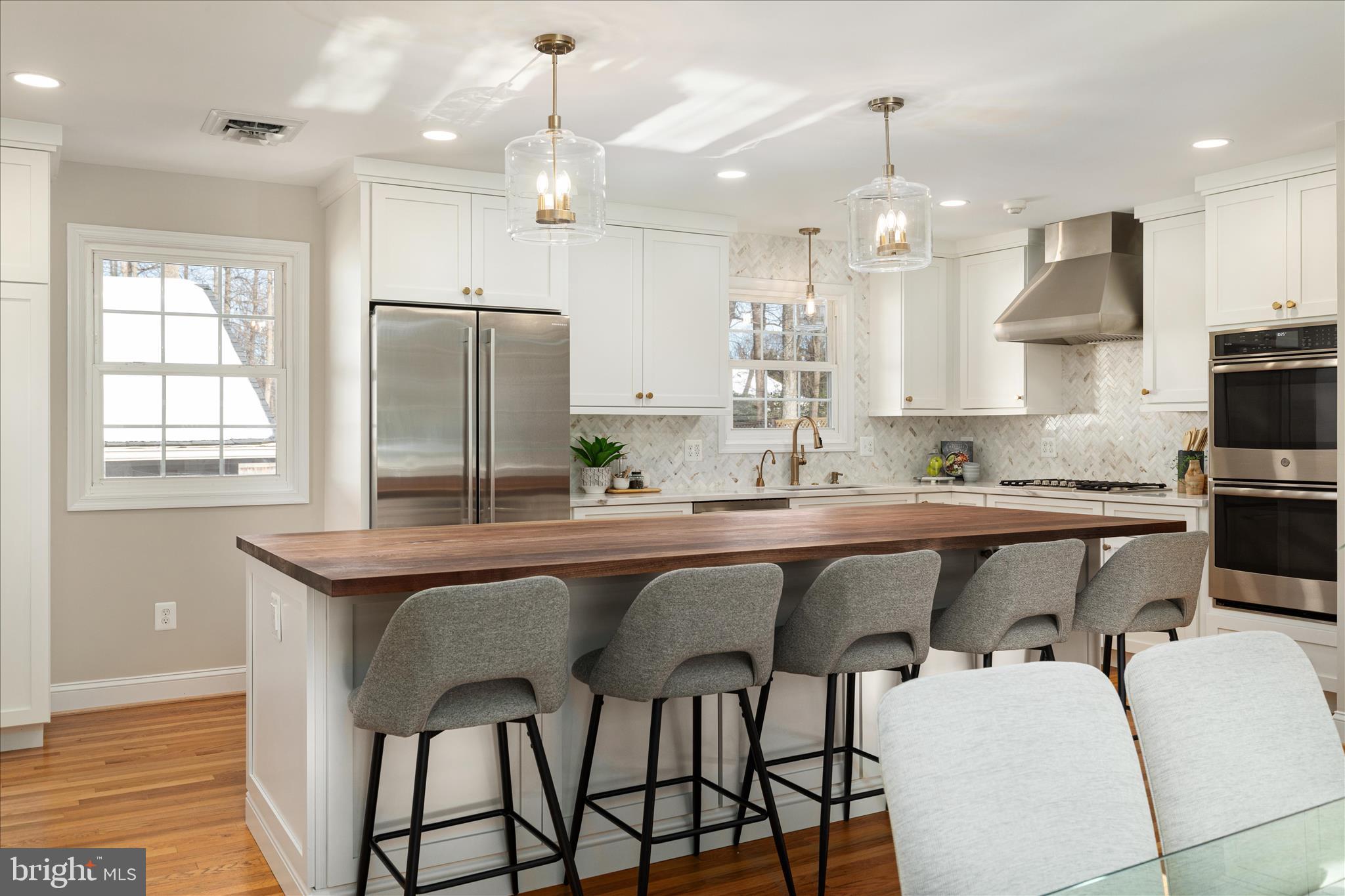 12016 WAYLAND STREET