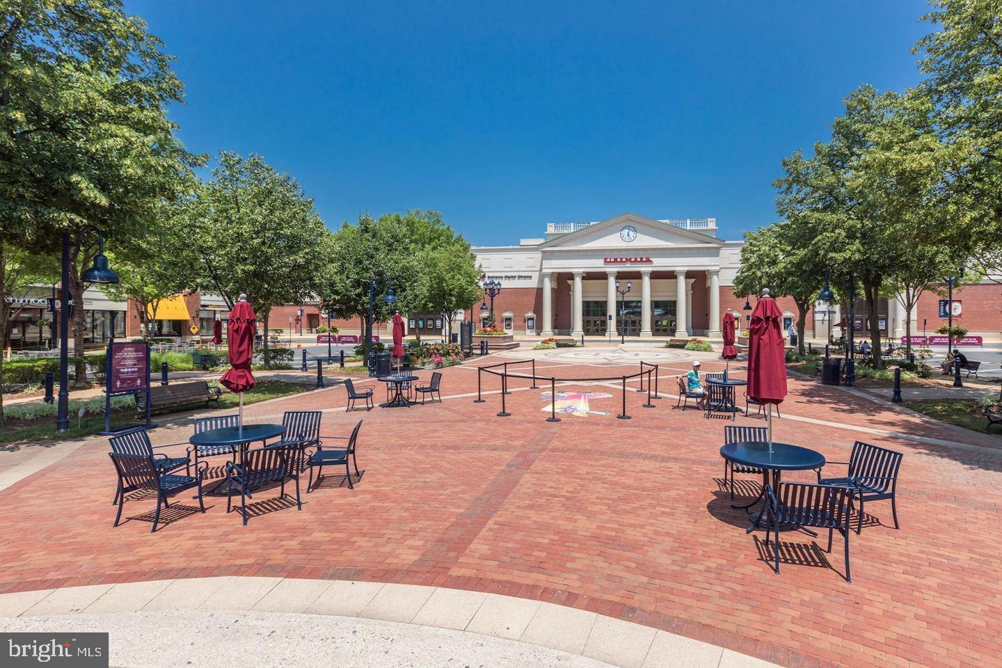 12016 WAYLAND STREET