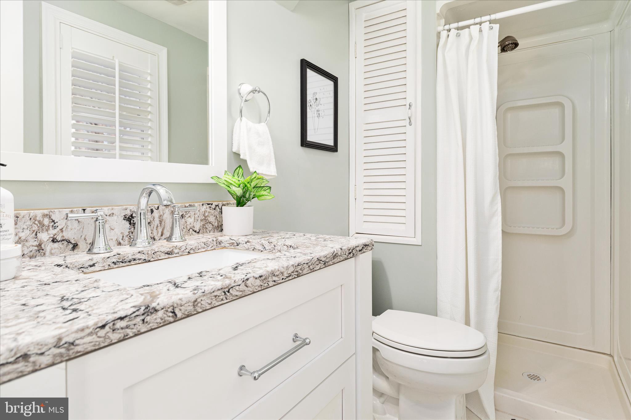 12016 WAYLAND STREET