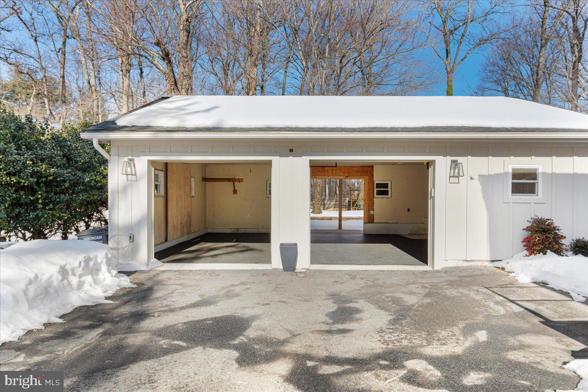 12016 WAYLAND STREET