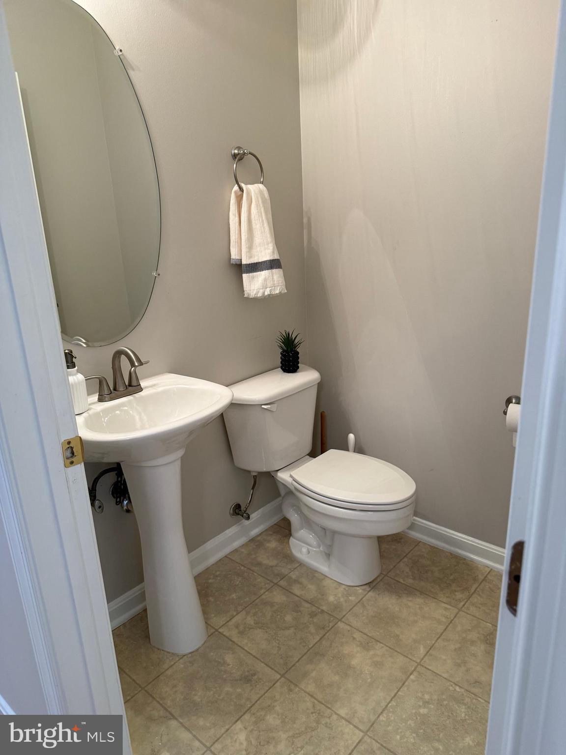 2700 BELLFOREST COURT 201