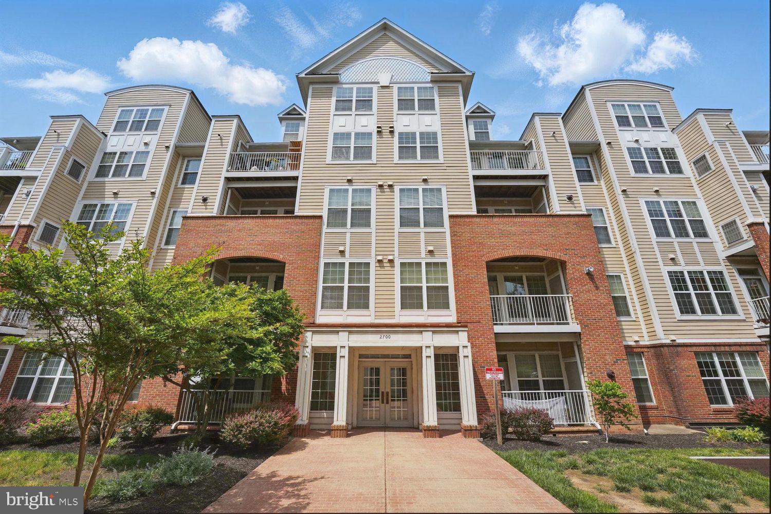 2700 BELLFOREST COURT 201