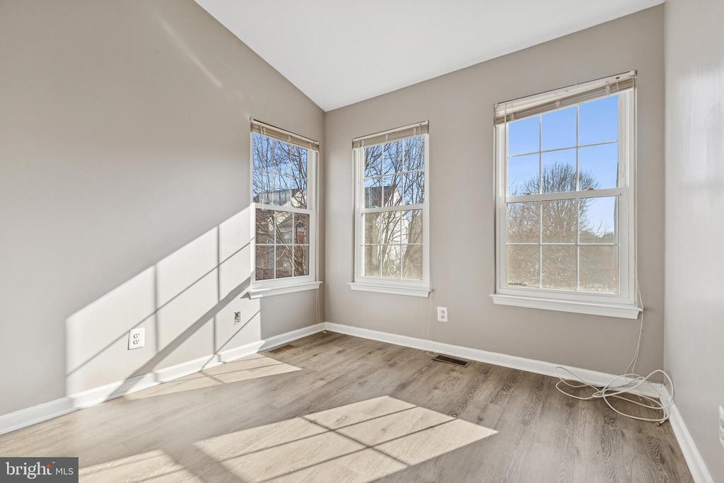 2558 JAMES MONROE CIRCLE
