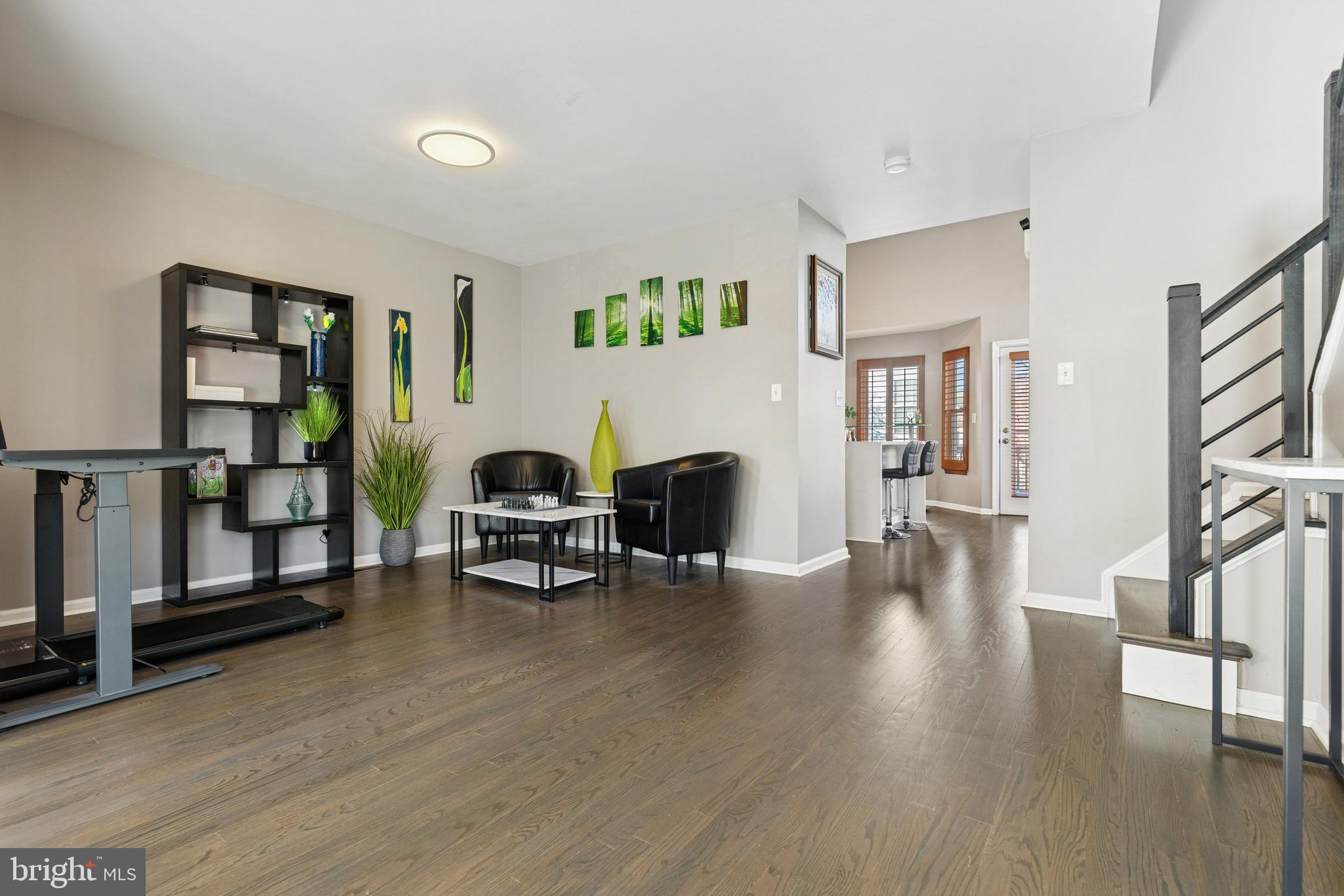 2558 JAMES MONROE CIRCLE
