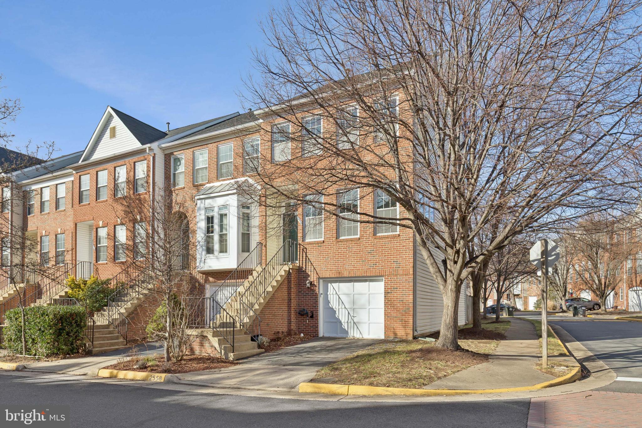 2558 JAMES MONROE CIRCLE