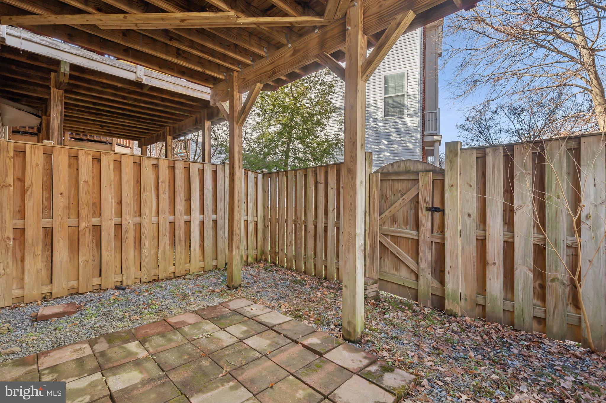 2558 JAMES MONROE CIRCLE