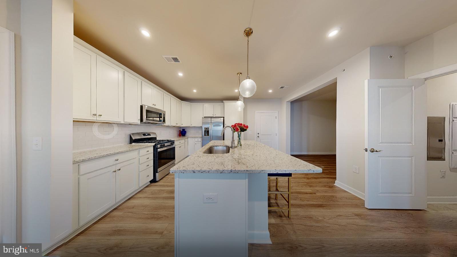 3925 FAIR RIDGE DRIVE 503