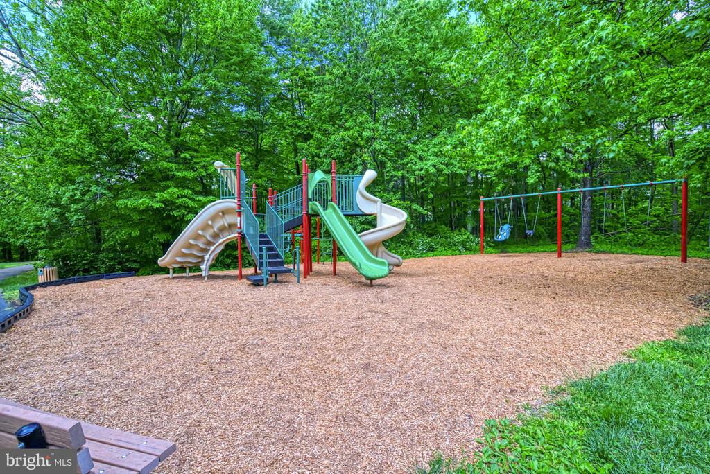 1565 CHURCH HILL PLACE
