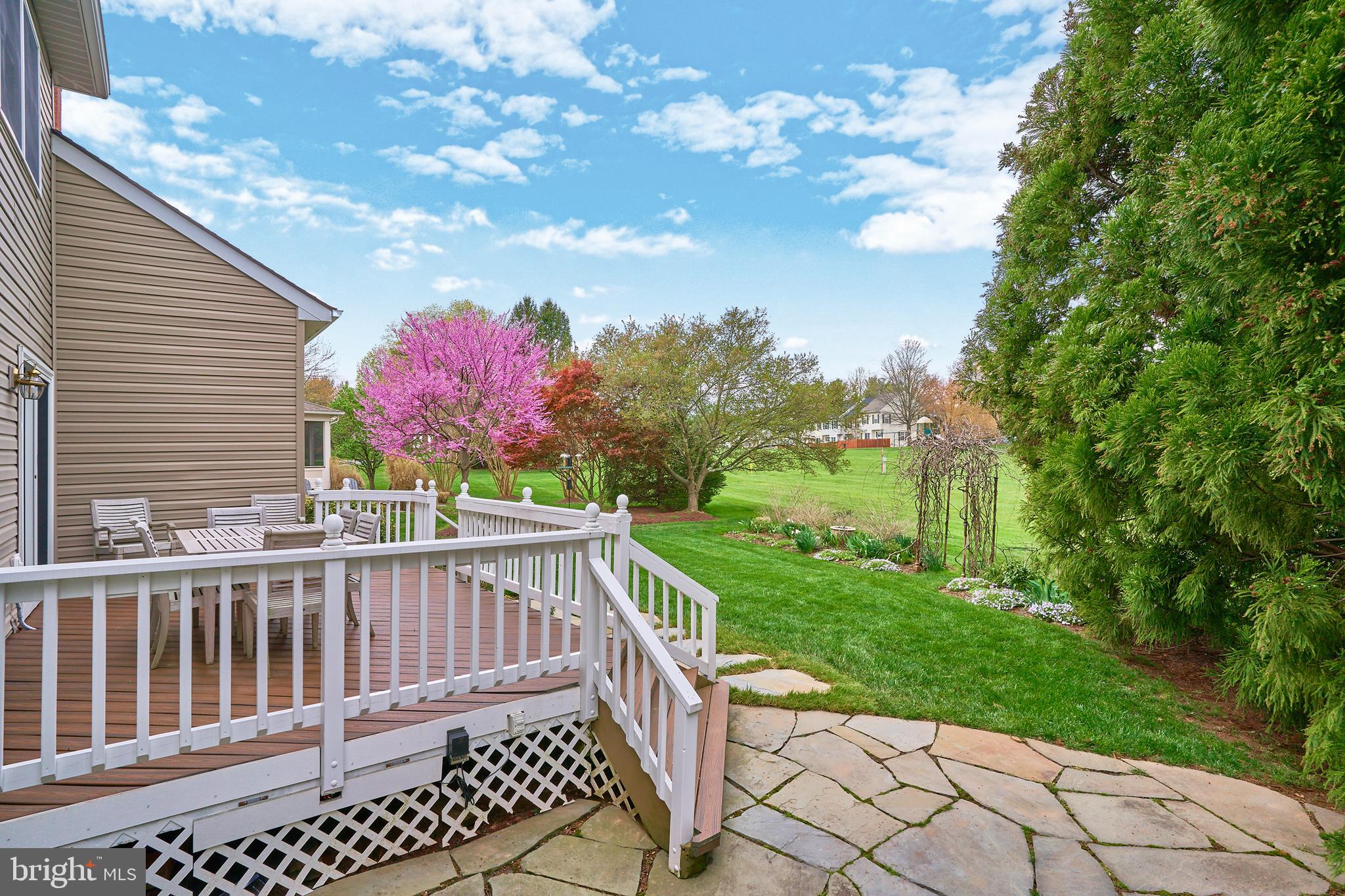 10812 CRIPPEN VALE COURT