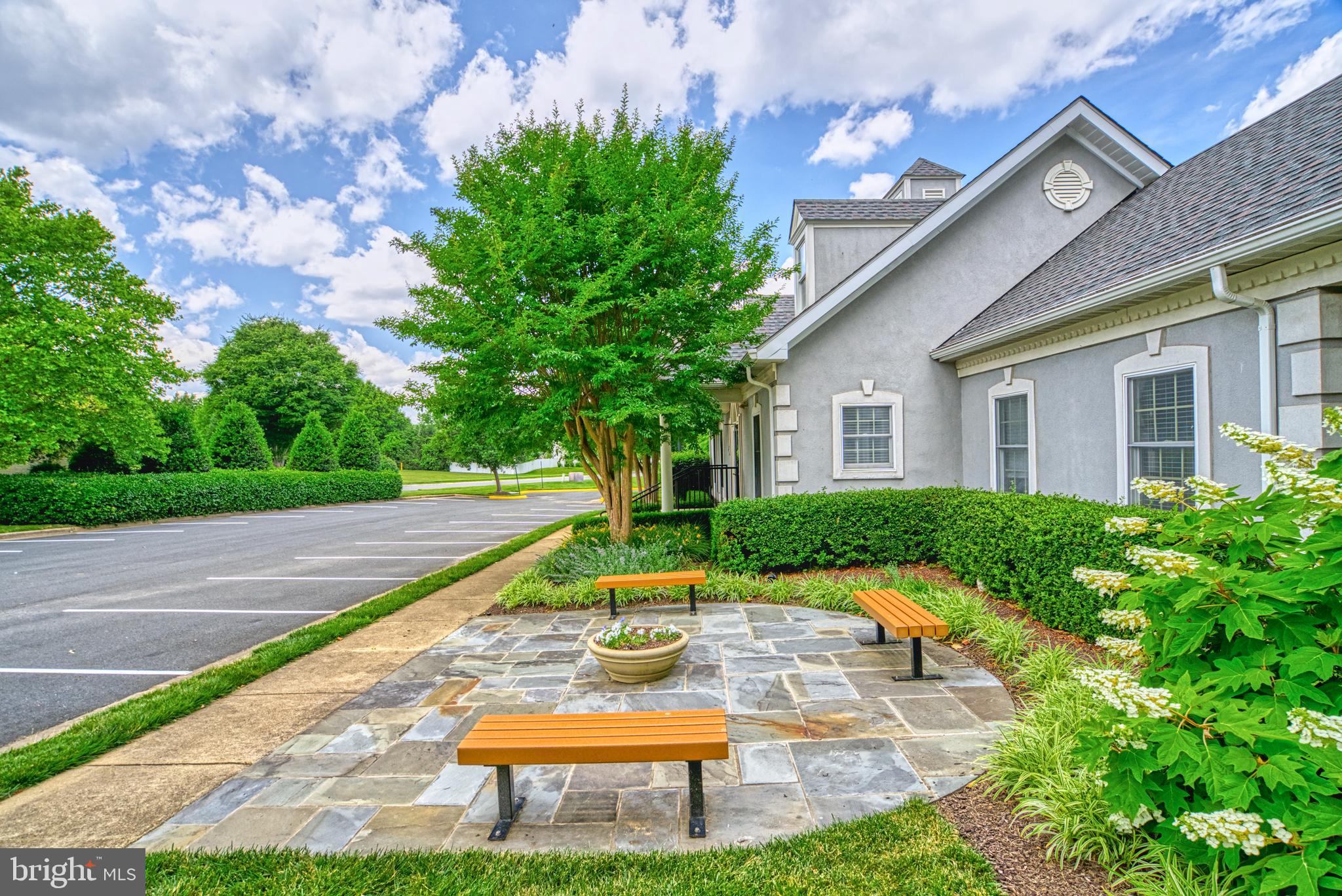 10812 CRIPPEN VALE COURT