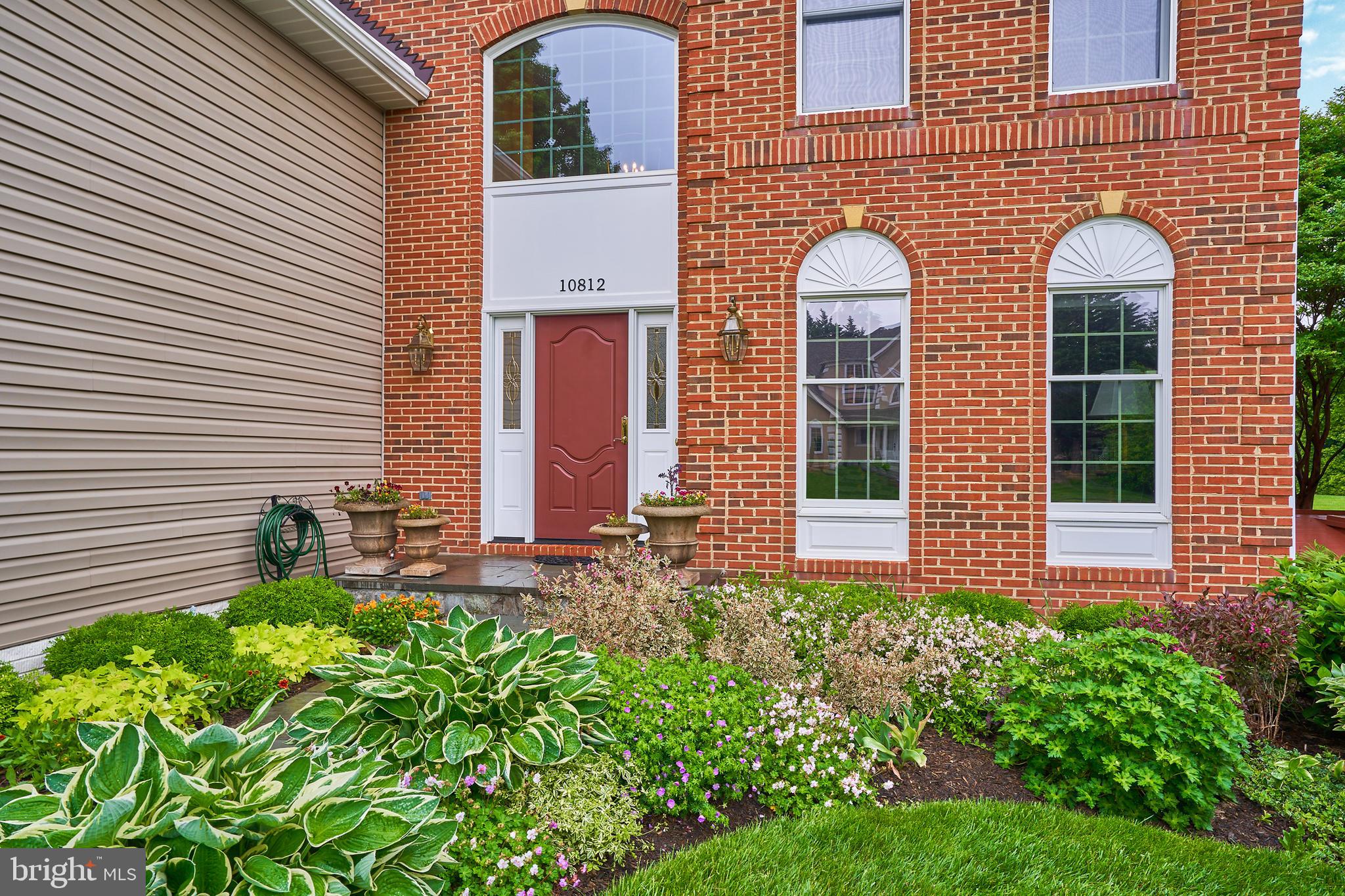 10812 CRIPPEN VALE COURT