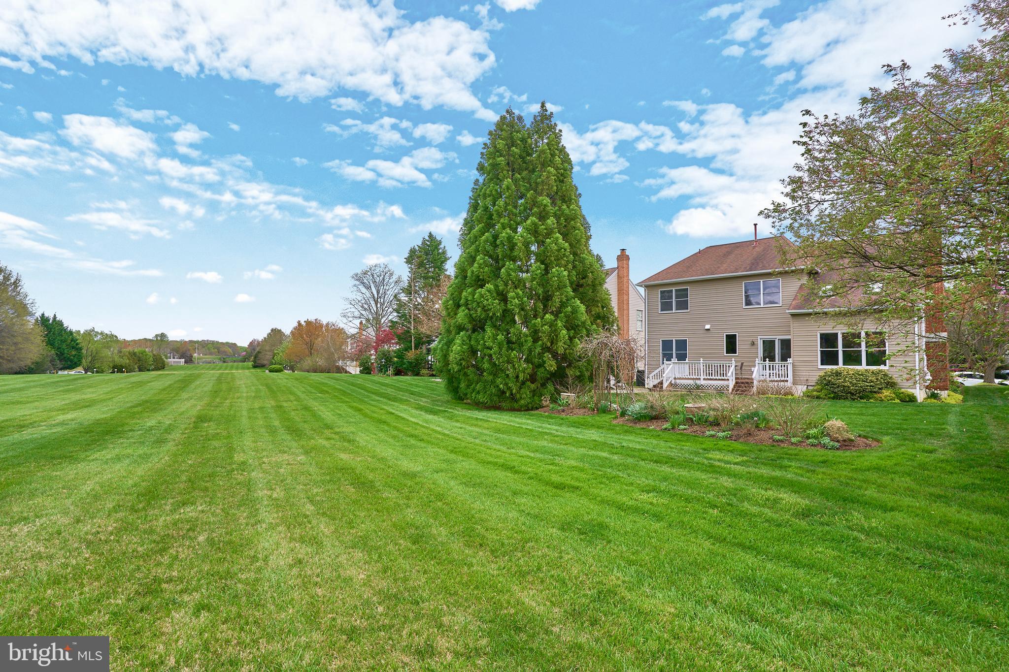 10812 CRIPPEN VALE COURT