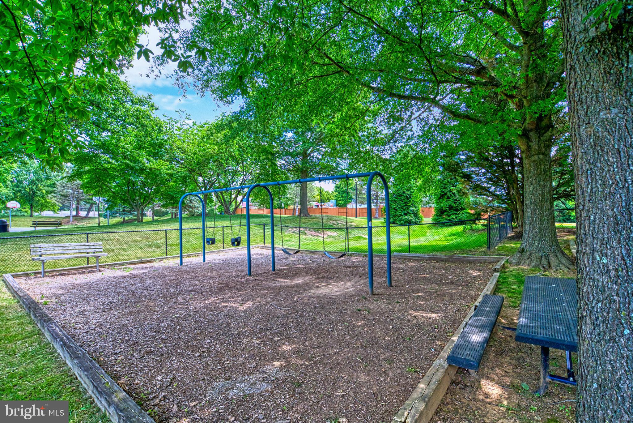 10812 CRIPPEN VALE COURT