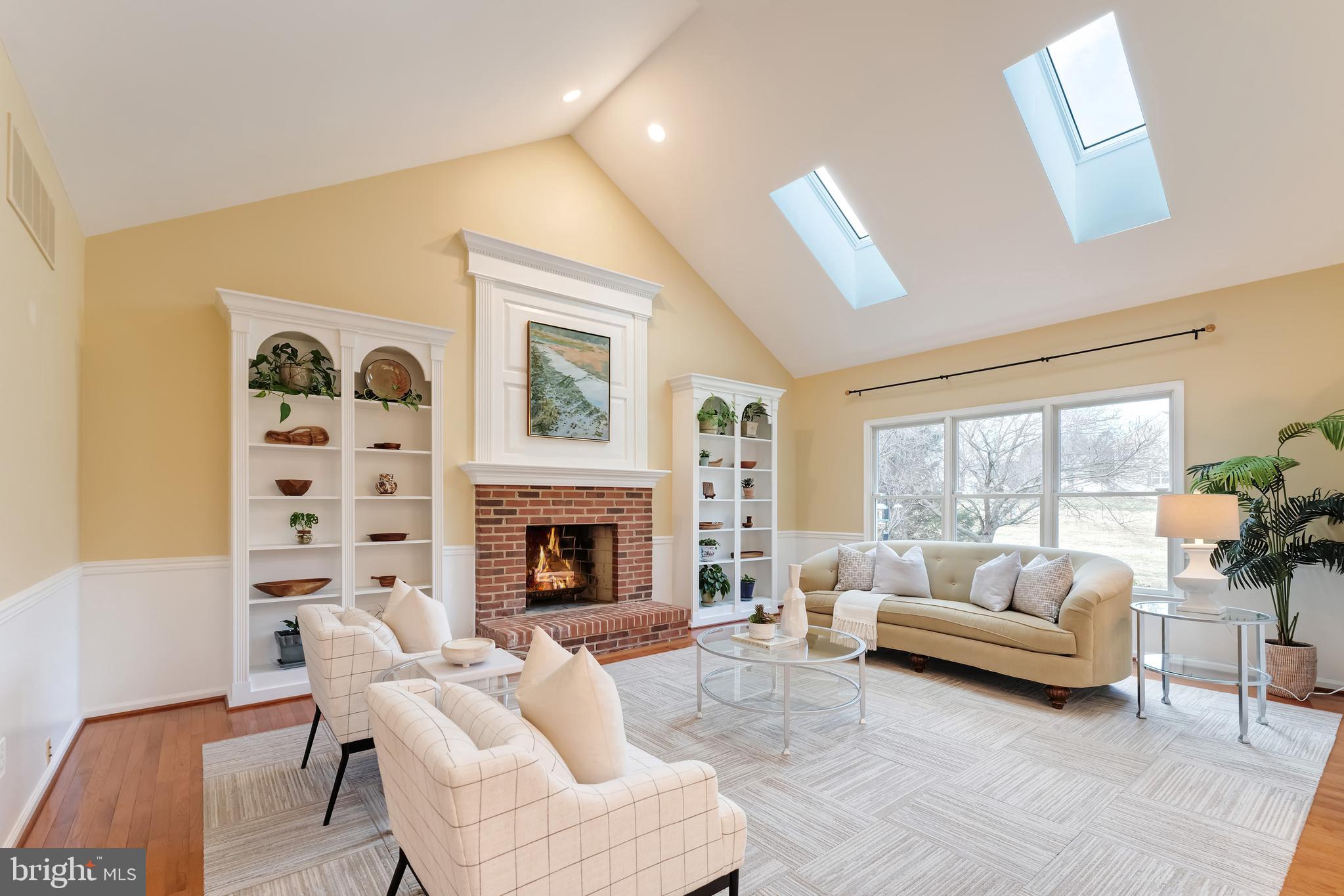 10812 CRIPPEN VALE COURT