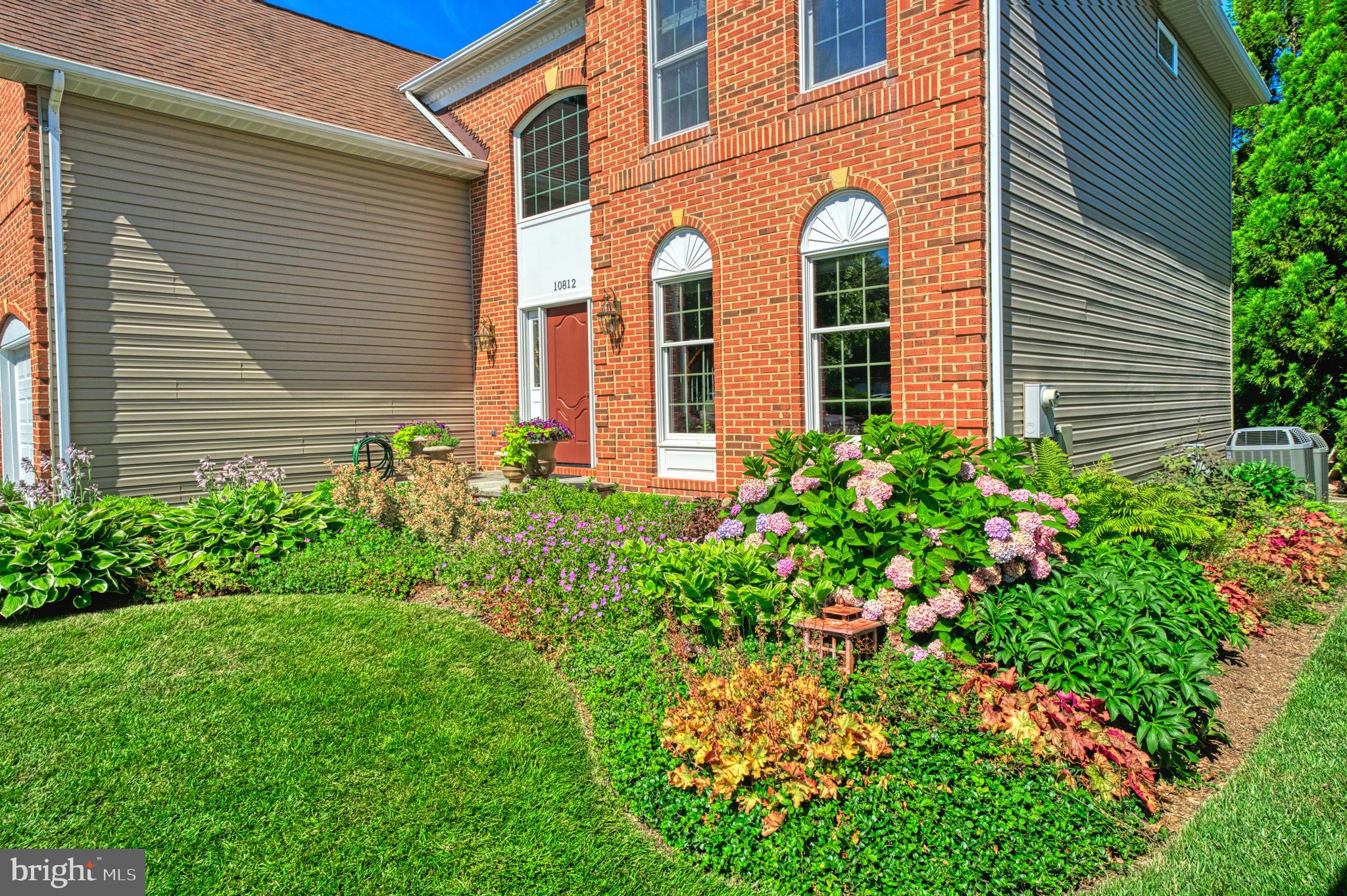 10812 CRIPPEN VALE COURT