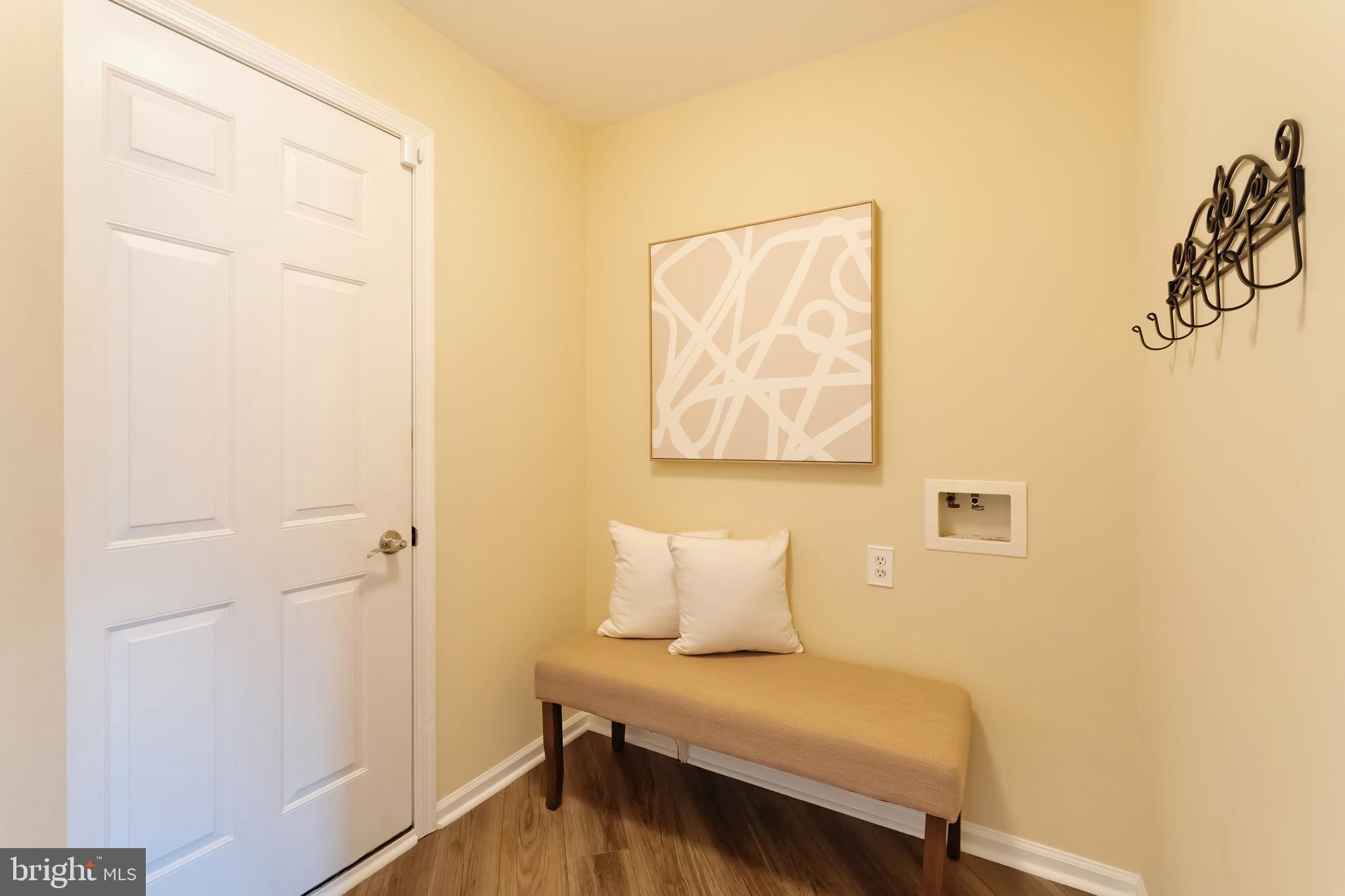 10812 CRIPPEN VALE COURT