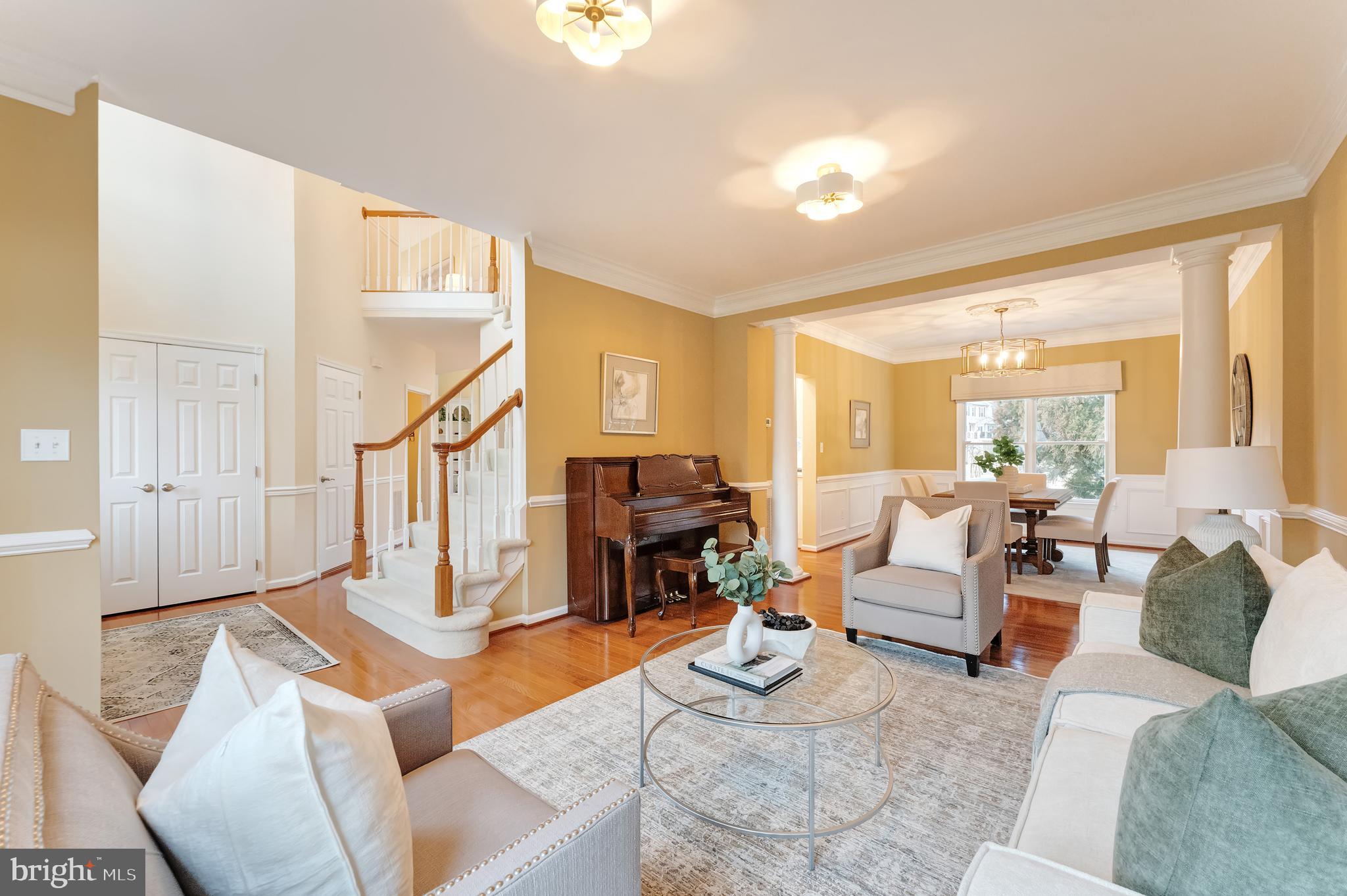 10812 CRIPPEN VALE COURT